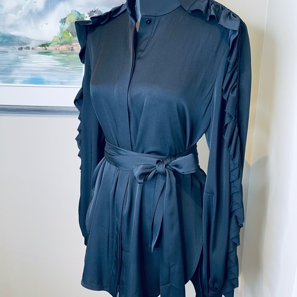Ellery Black Silk Tunic Blouse. - Picture 3 of 10